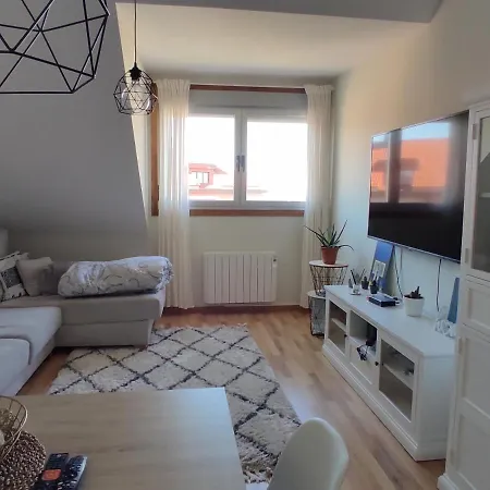 Atico Nuevo En Con Plaza De Garaje *